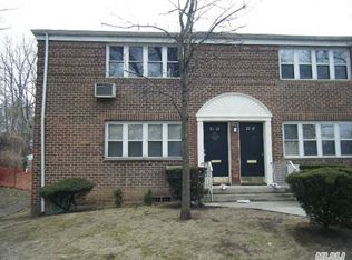 7715 Springfield Blvd, Oakland Gardens, NY 11364