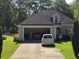 111 Honeysuckle Ct, Americus, GA 31709