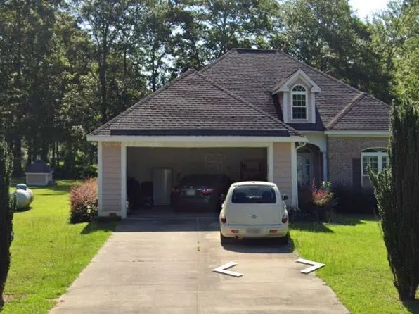 111 Honeysuckle Ct, Americus, GA 31709
