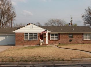 12 Lazy Ln, Hutchinson, KS 67502