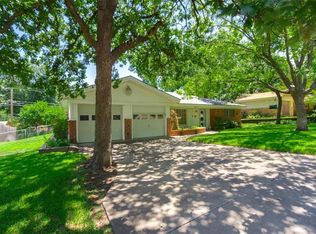 1124 Terrace Trl, Hurst, TX 76053