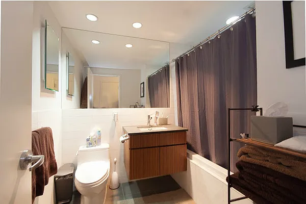 Rented by Bond New York | media 13