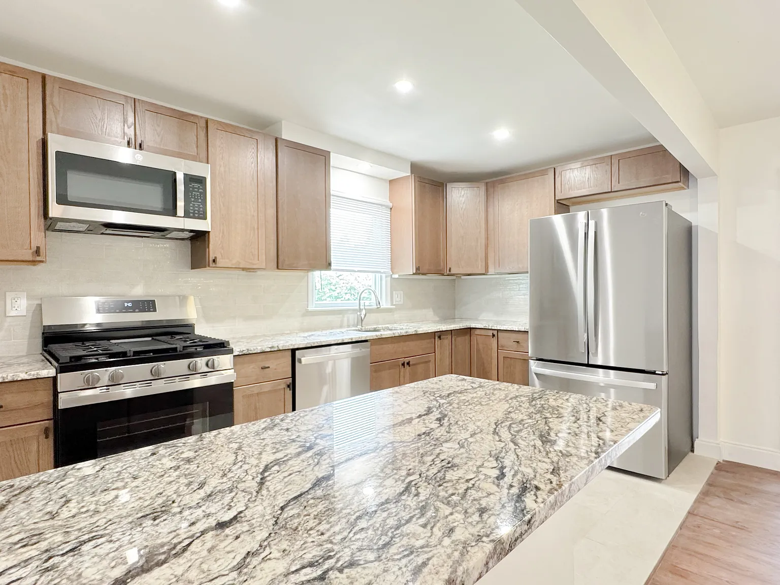 52 Silleck St — Photo 1