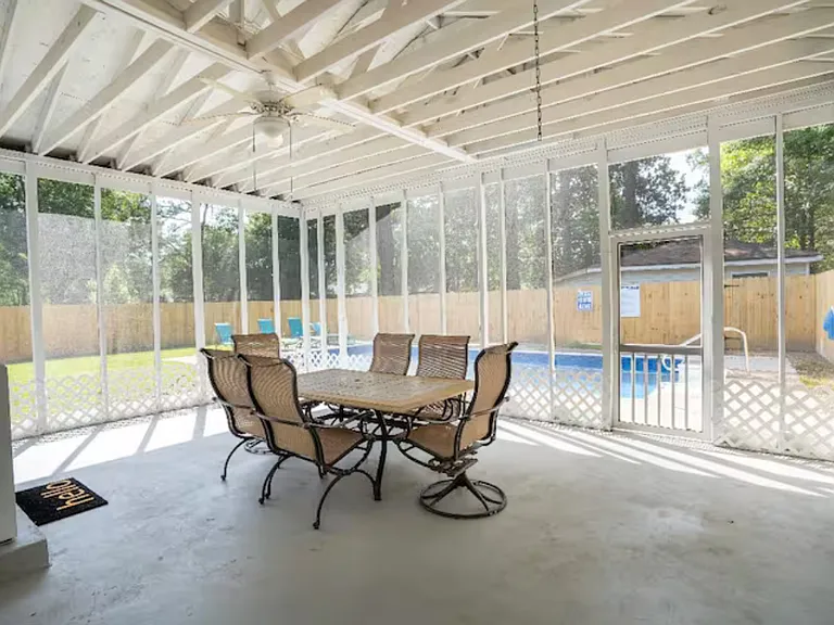 7049 Midland Dr — Photo 22