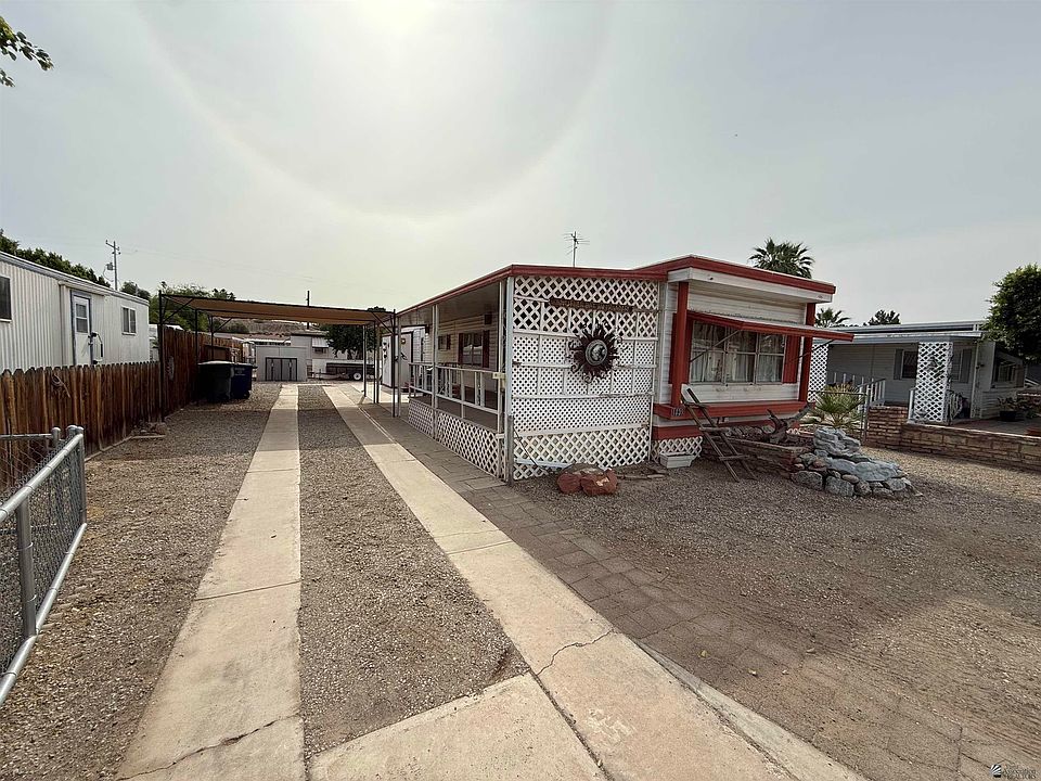 1st image of 1039 S Myrtle Ave