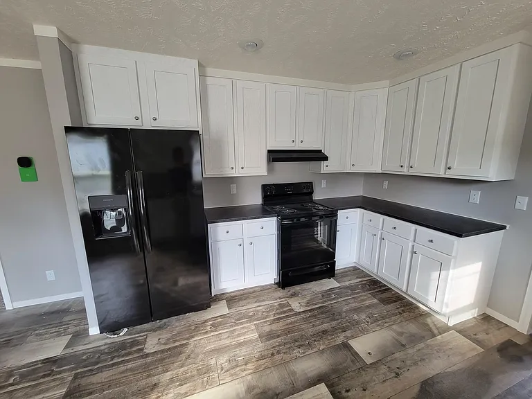 Amherst Ridge — Photo 39