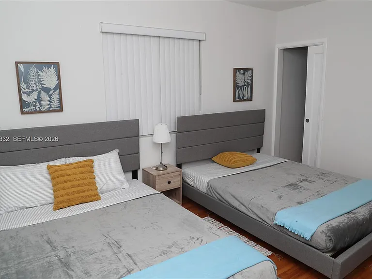 215 Antilla Ave #4 — Photo 5