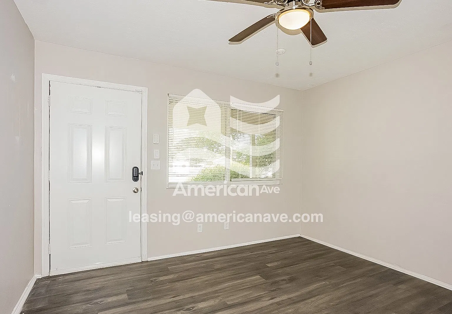 4 bed, 1.5 bath, 1653 sqft, $1,418 — Photo 3