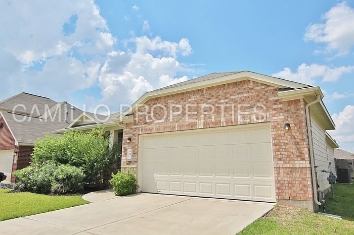 1st image of 1015 Sarena Ct