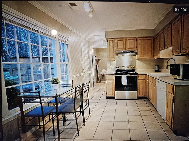 512 Mysen Dr — Photo 12