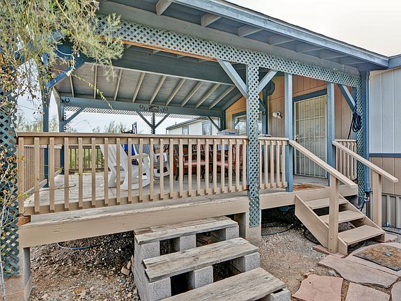 3rd image of 2936 W Twin Peaks Ln
