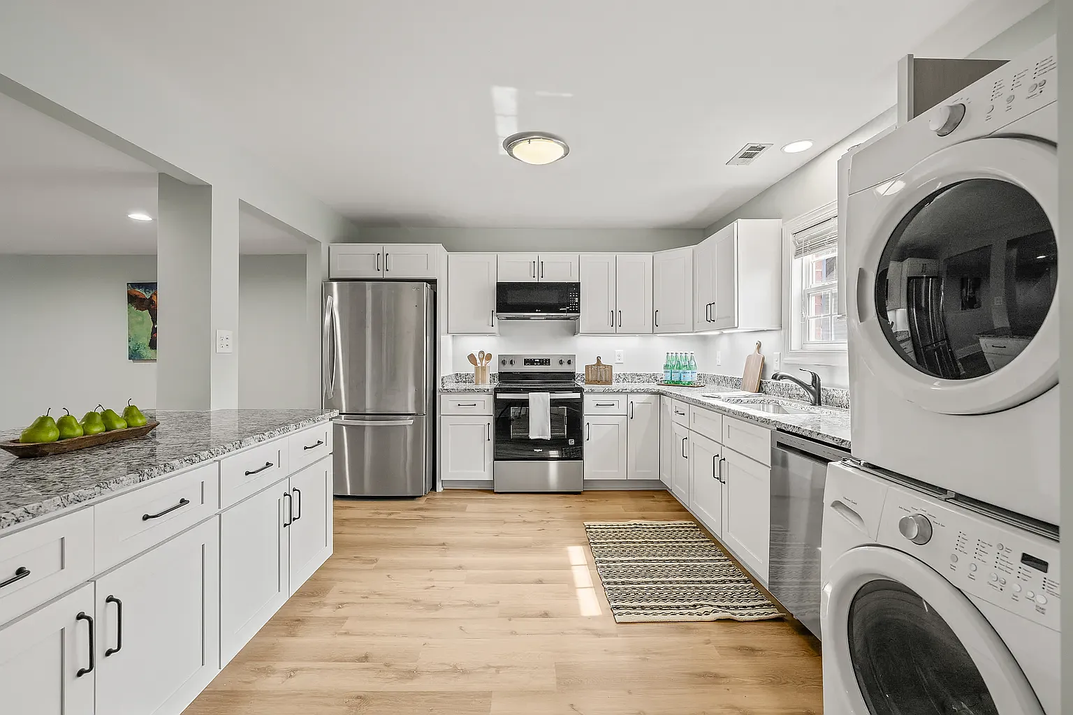 3 bed, 1553 sqft, $1,599 — Photo 3