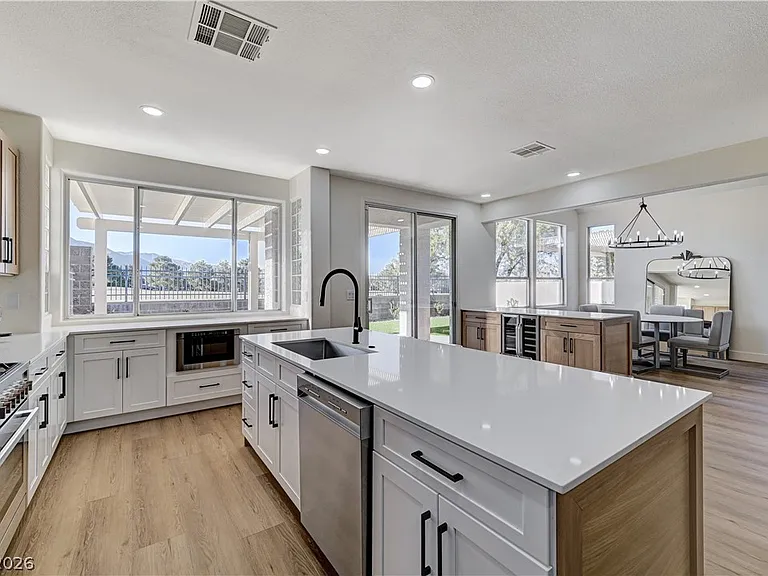 1317 Fox Acres Dr — Photo 29