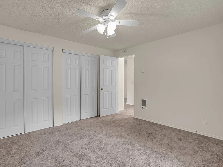 #270 WINDSOR ISLAND ESTATES — Photo 30