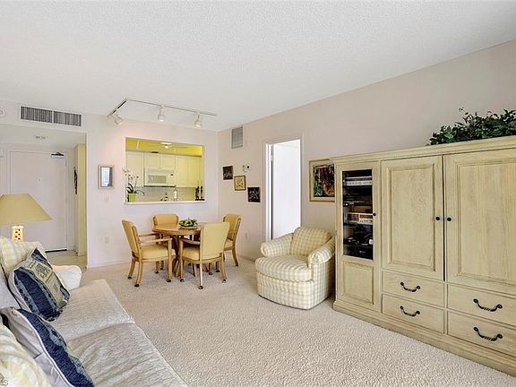 5th image of 180 Seaview CT #1114