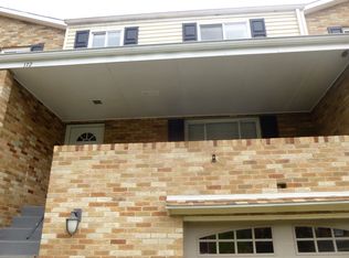 172 Bale Dr, Pittsburgh, PA 15235