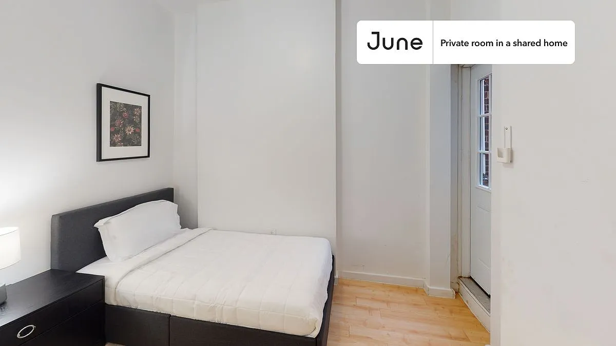 Twin bedroom in 4 bed/2 bath home in Bedford-Stuyvesant #963 C — Photo 1