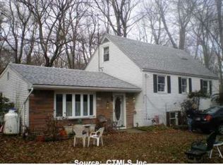 39 Stanavage Rd, Colchester, CT 06415