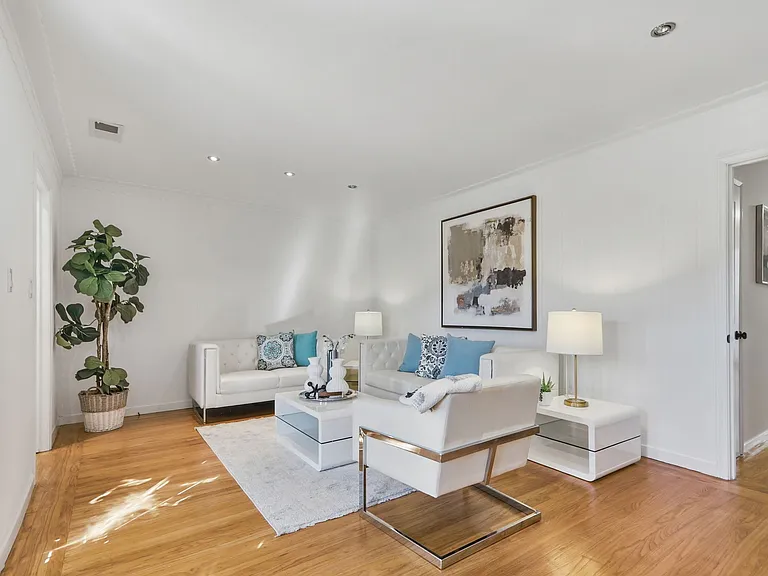 22081 Caroline Dr #1 — Photo 3