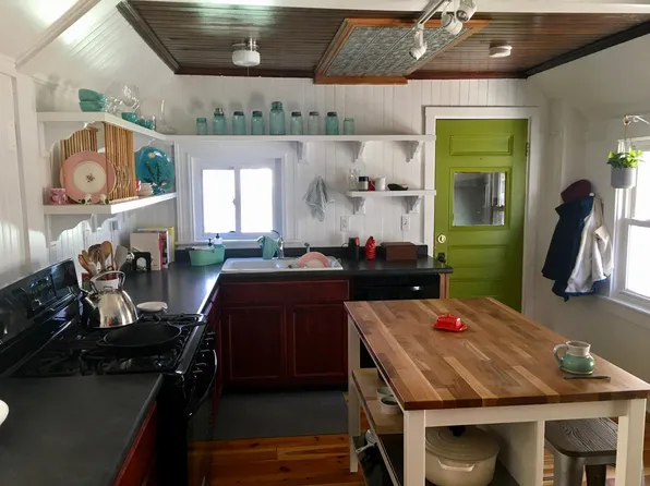 147 Stanford St #2, South Portland, ME 04106