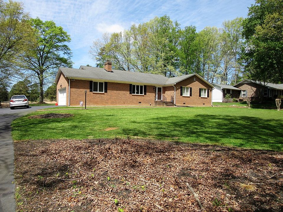 2nd image of 342 Laurel Woods Dr