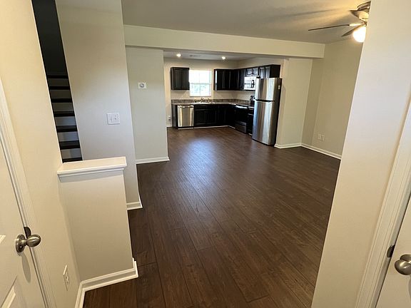 3rd image of 1306 Havenbrook Dr