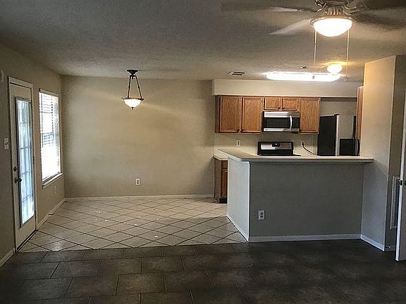 2nd image of 9152 Autumn Harvest Dr