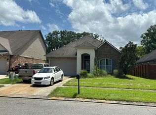 11446 Legacy Oaks Ln, Gonzales, LA 70737