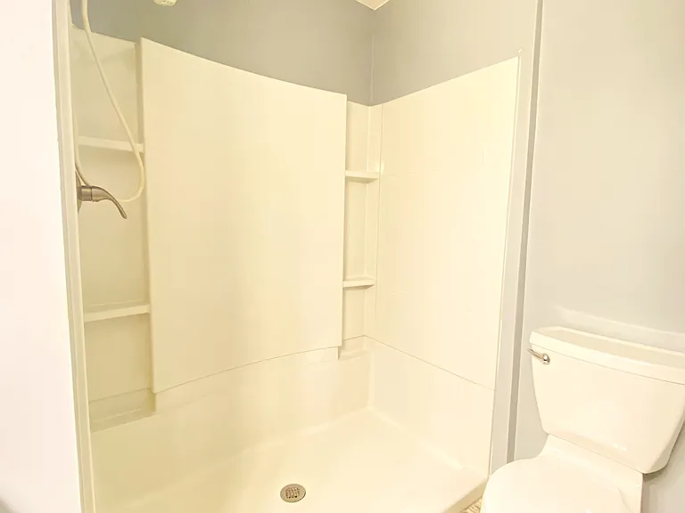 107 Windward Dr SW — Photo 13