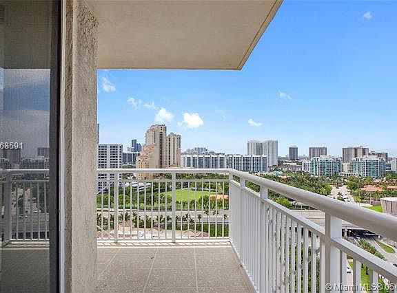 3rd image of 19501 W Country Club Dr APT 1608