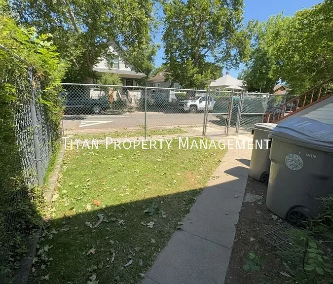3402 7th Ave #B — Photo 2