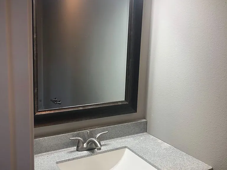 160 Sunrise Cv — Photo 2