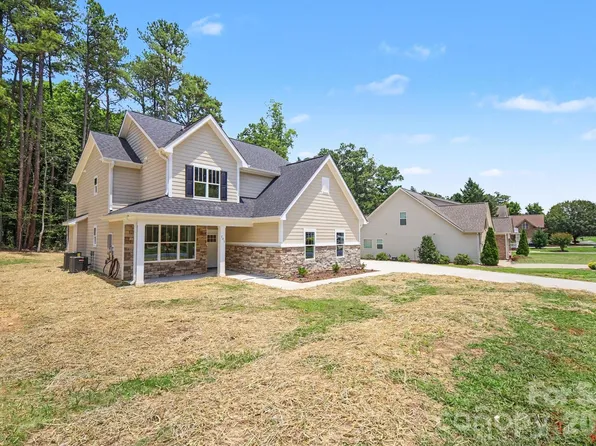 101 Delancy St, Locust, NC 28097