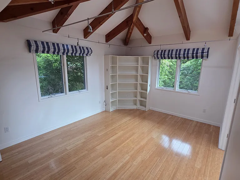 118 Hacienda Dr — Photo 65
