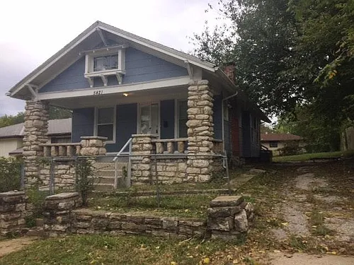 5421 S Benton Ave Photo 1