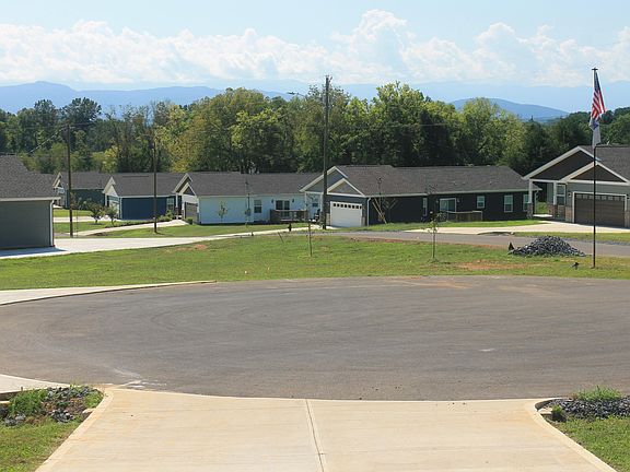 5th image of 348 Garden Ln