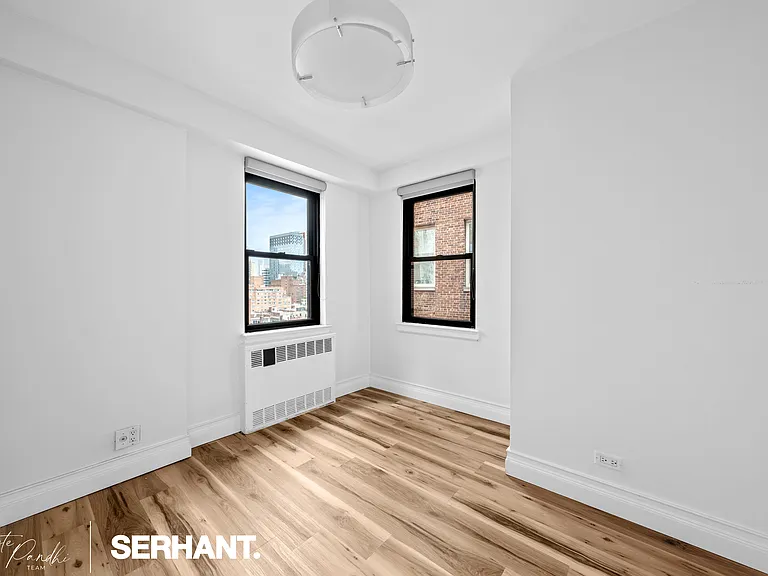 301 E 63rd St #14A — Photo 10