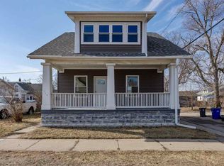 514 9th St NW, Cedar Rapids, IA