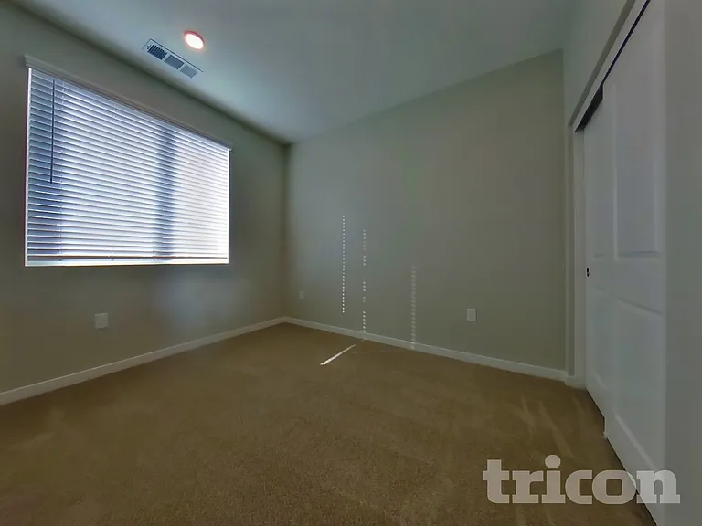 1734 Lorraine Ave — Photo 14