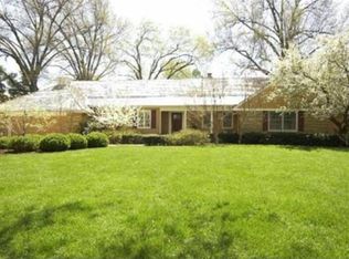 2921 W 67th Ter, Mission Hills, KS 66208