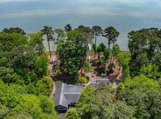 216 Great Wicomico Light Ln, Reedville, VA 22539