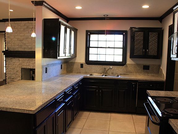 4700 Priscilla Ave, Memphis, TN 38128