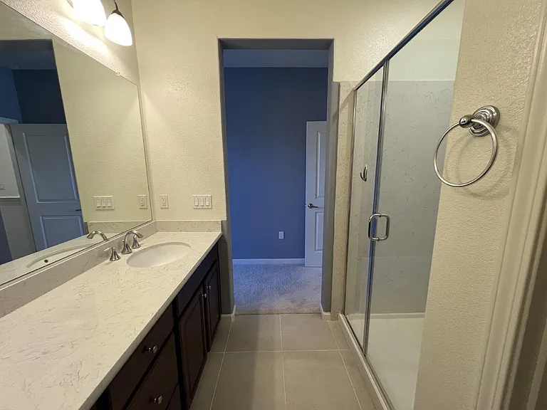 2762 Ferrara Cir — Photo 34
