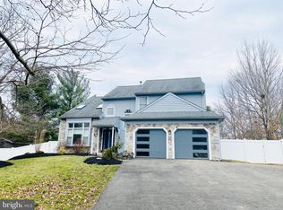 43 Andrew Ln, Lansdale, PA 19446