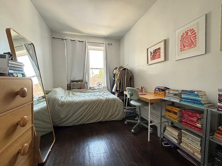 1616 Sterling Pl #3 — Photo 5