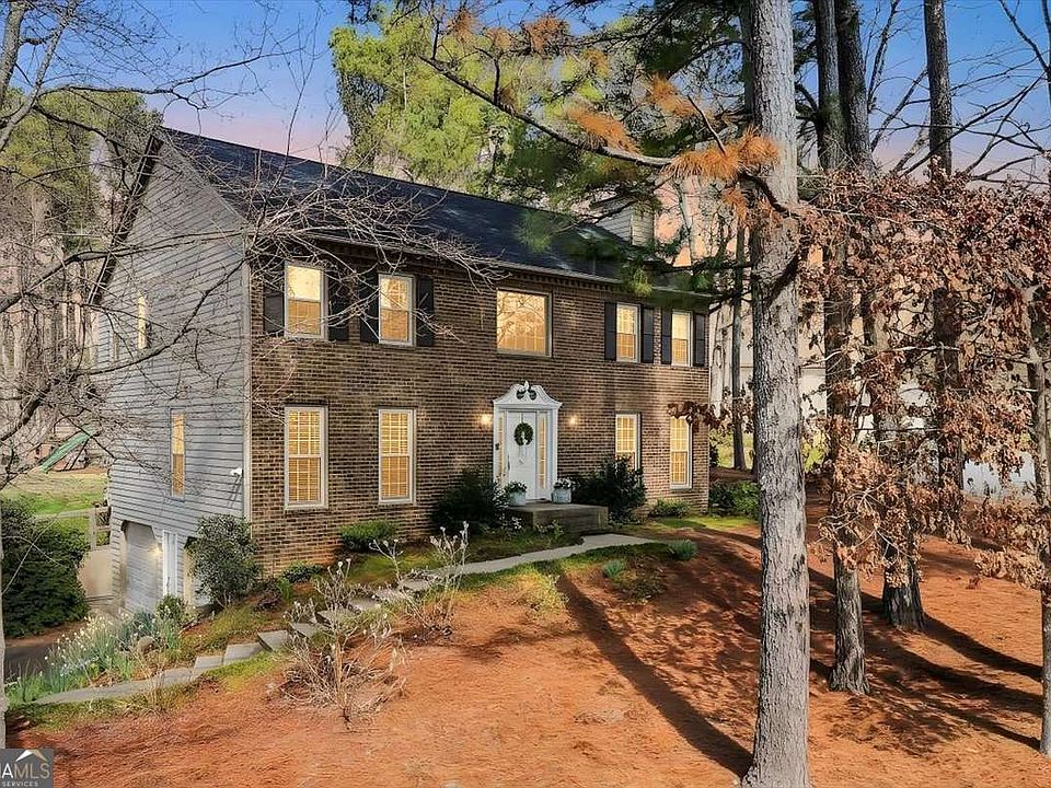 1st image of 1467 Oak Springs Dr