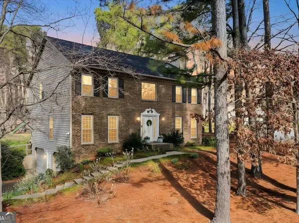 1467 Oak Springs Dr, Marietta, GA 30066