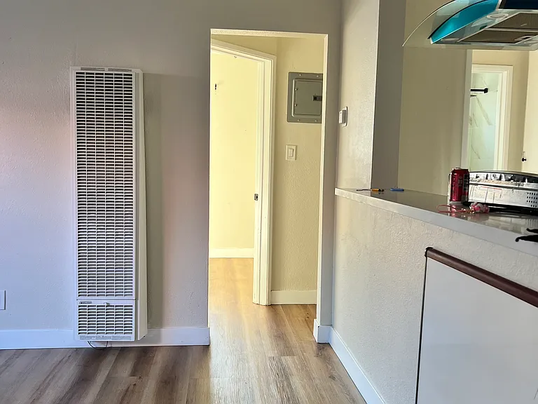 861 N Washington Pl #3 — Photo 1