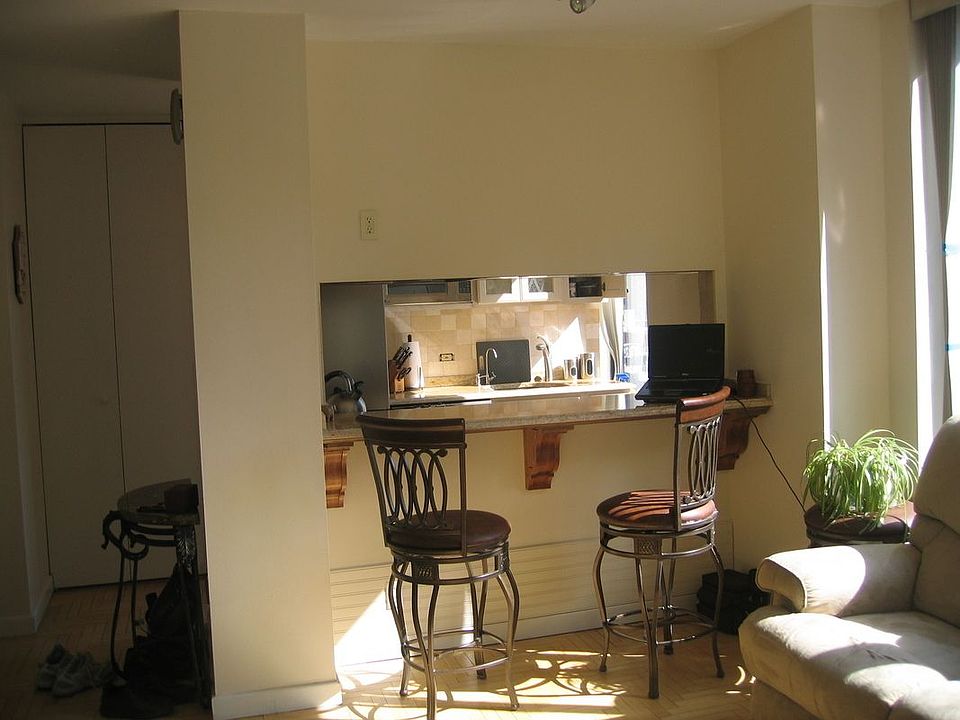1st image of 300 E 93rd St #11AS