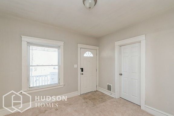 3rd image of 8906 Jeffries Ave #1